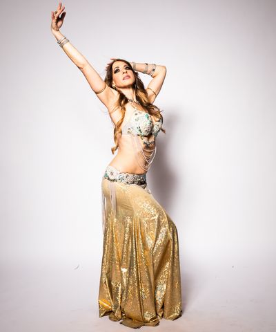 Jessica Cooper demonstrating dance technique